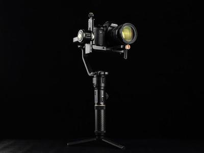 功能均衡的穩(wěn)定器 智云云鶴2S是否值得購(gòu)買？